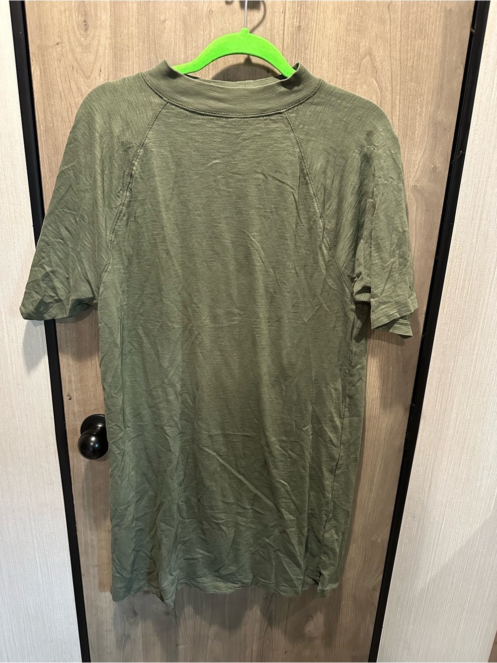 Universal Thread Olive Green Mock Neck T-Shirt Dress Size M